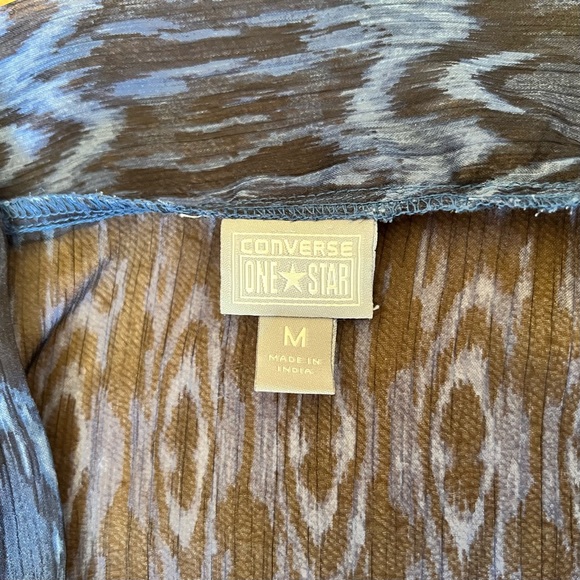 Converse One Star ⭐️ Sheer Cowl Neck Sleveless Top - Picture 15 of 15